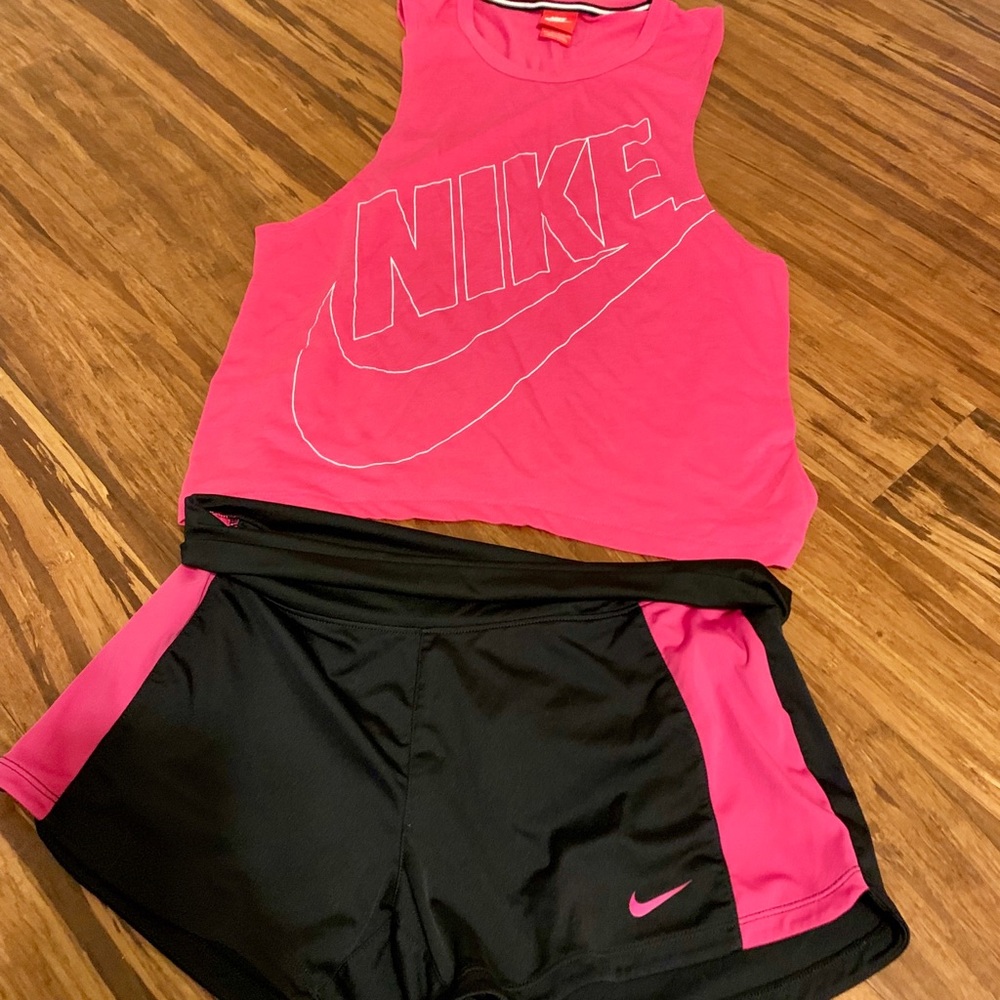 Size small EUC Nike outfit